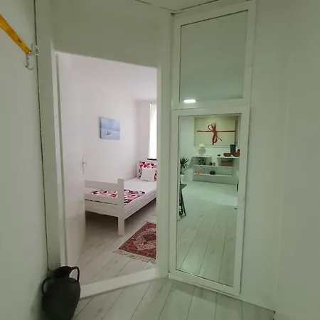 아파트 Studio Apartment Ma