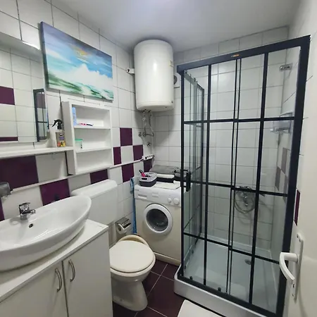 Studio Apartment Ma 아파트 *